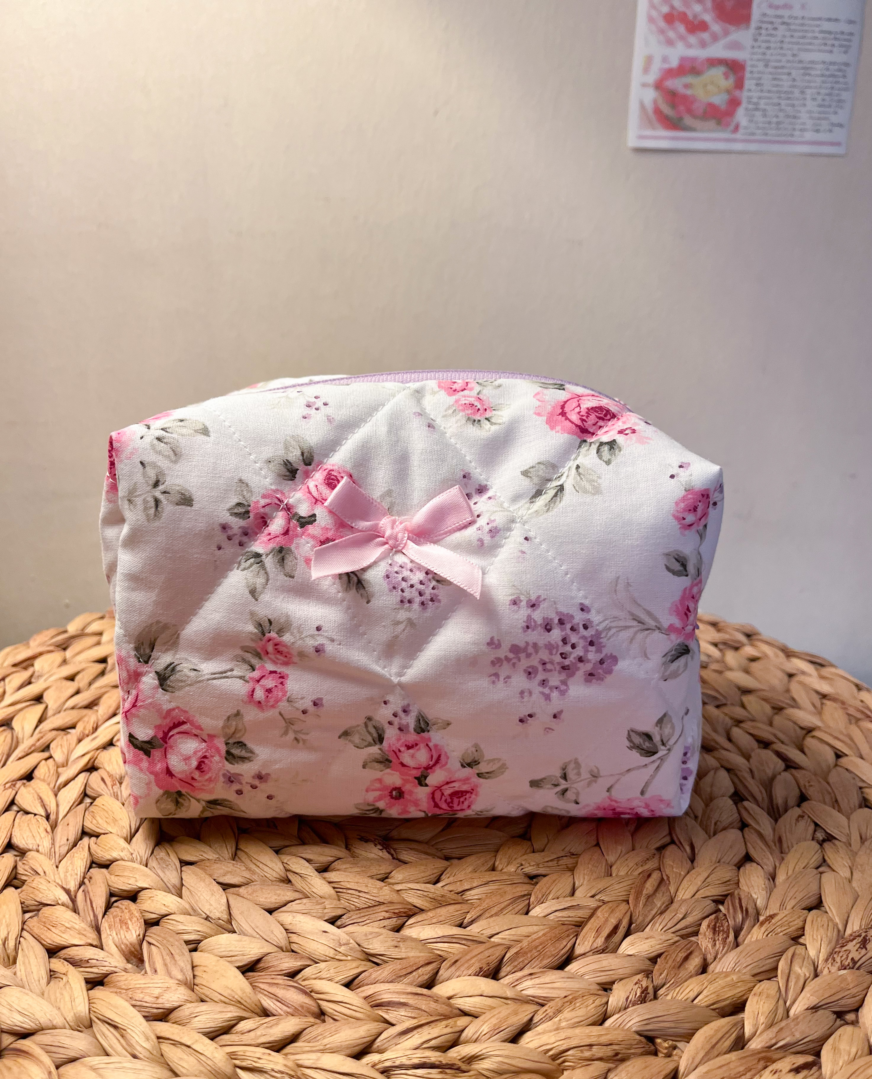 شنطة مكياج+ربطة شعر